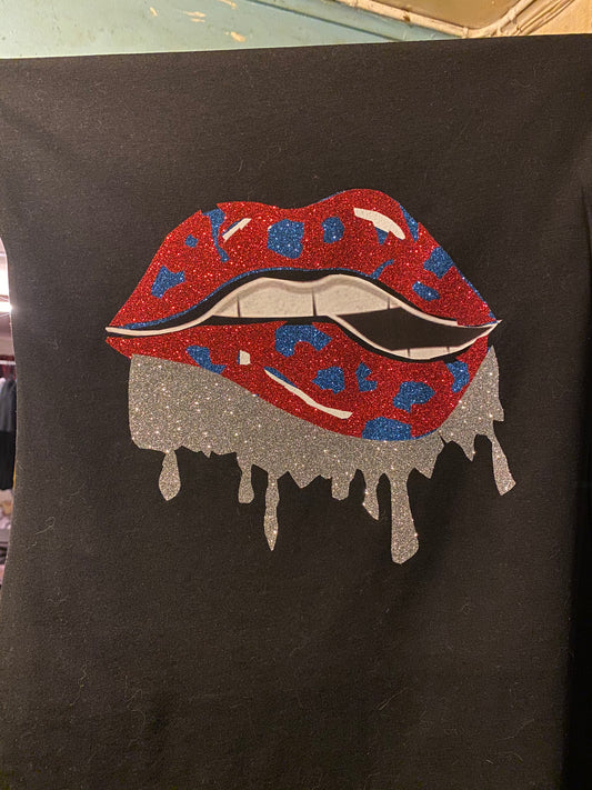 SPARKLING GLITTER REDBLUE LIPS T SHIRT
