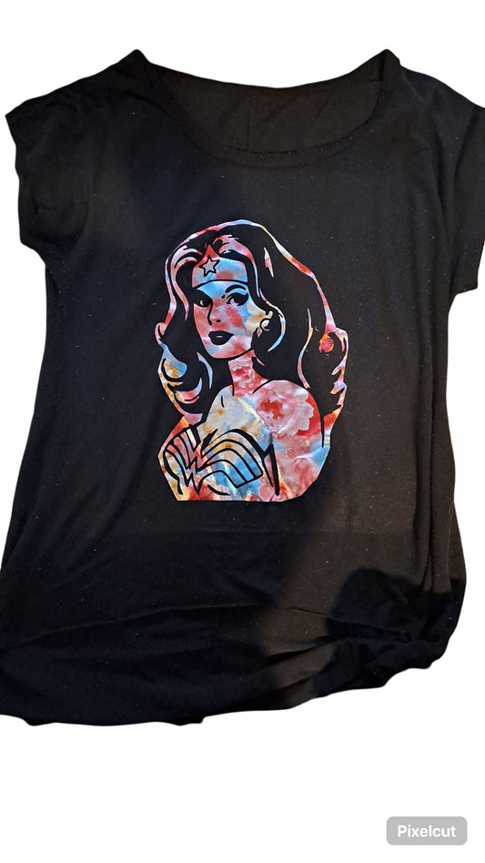 WONDER WOMAN T SHIRT
